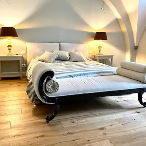 Accademia Newly Renovated Ancient Abbey Firenze