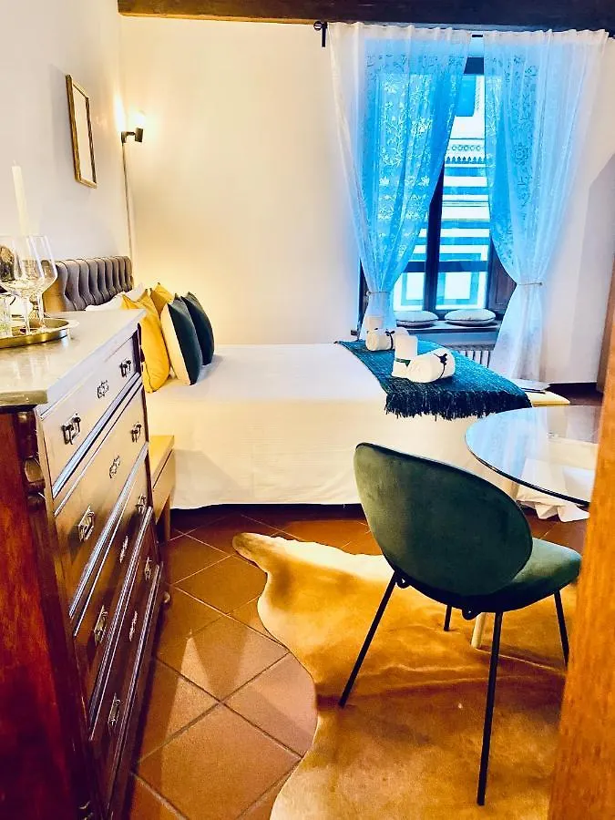 La Mandorla Apartments In Piazza Del Duomo
