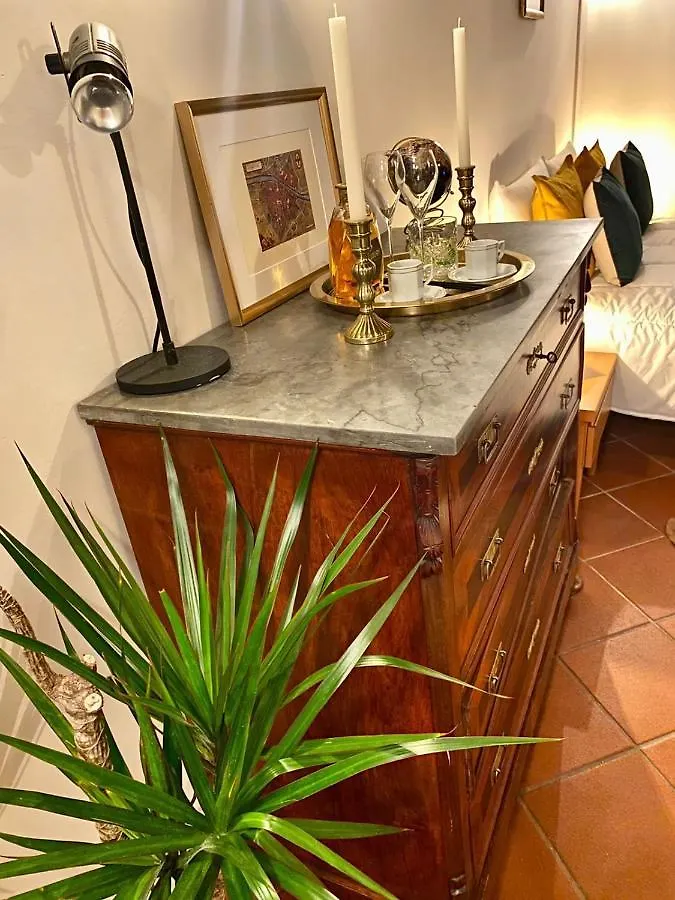 La Mandorla Apartments In Piazza Del Duomo 피렌체