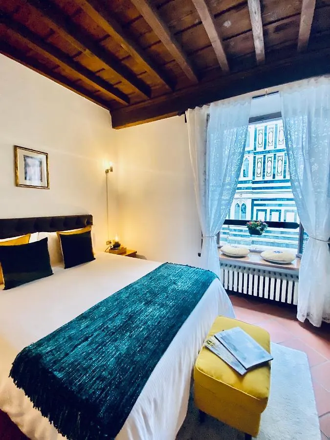 La Mandorla Apartments In Piazza Del Duomo  Firenze