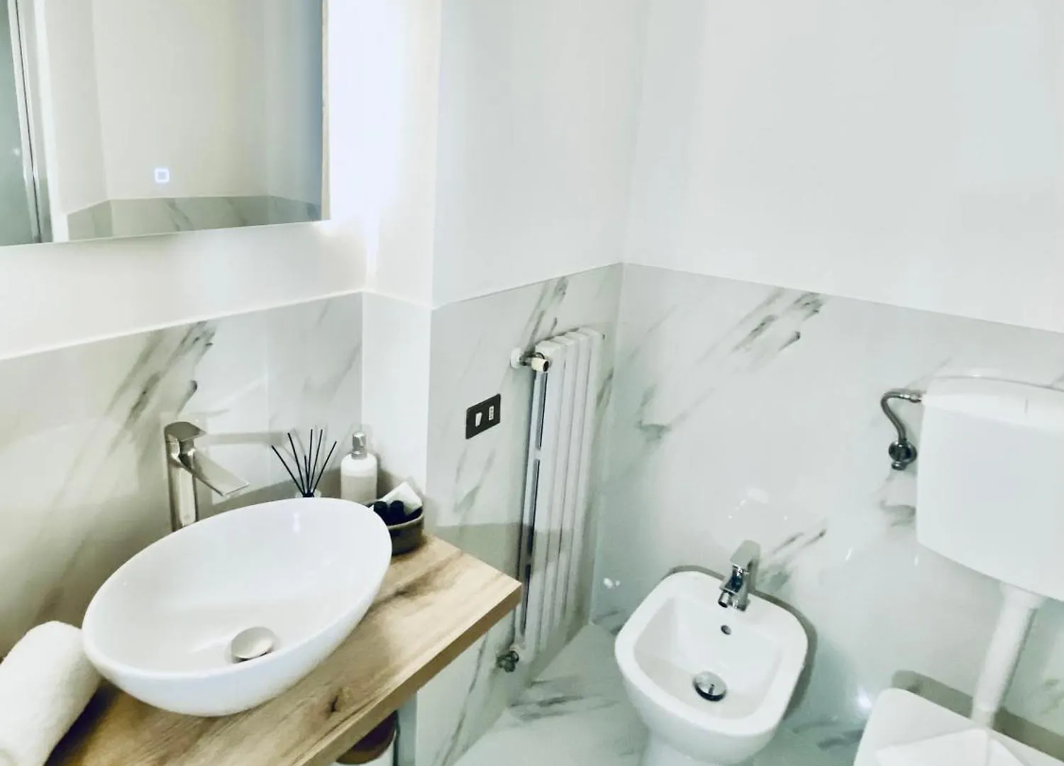 La Mandorla Apartments In Piazza Del Duomo 피렌체 0*,