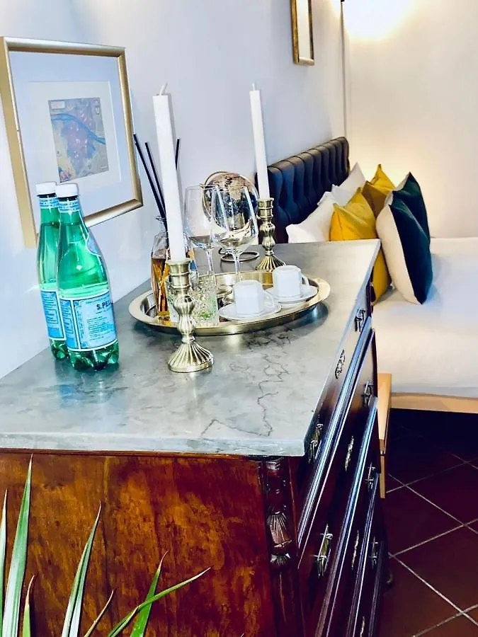 La Mandorla Apartments In Piazza Del Duomo Florence 0*,  Italy